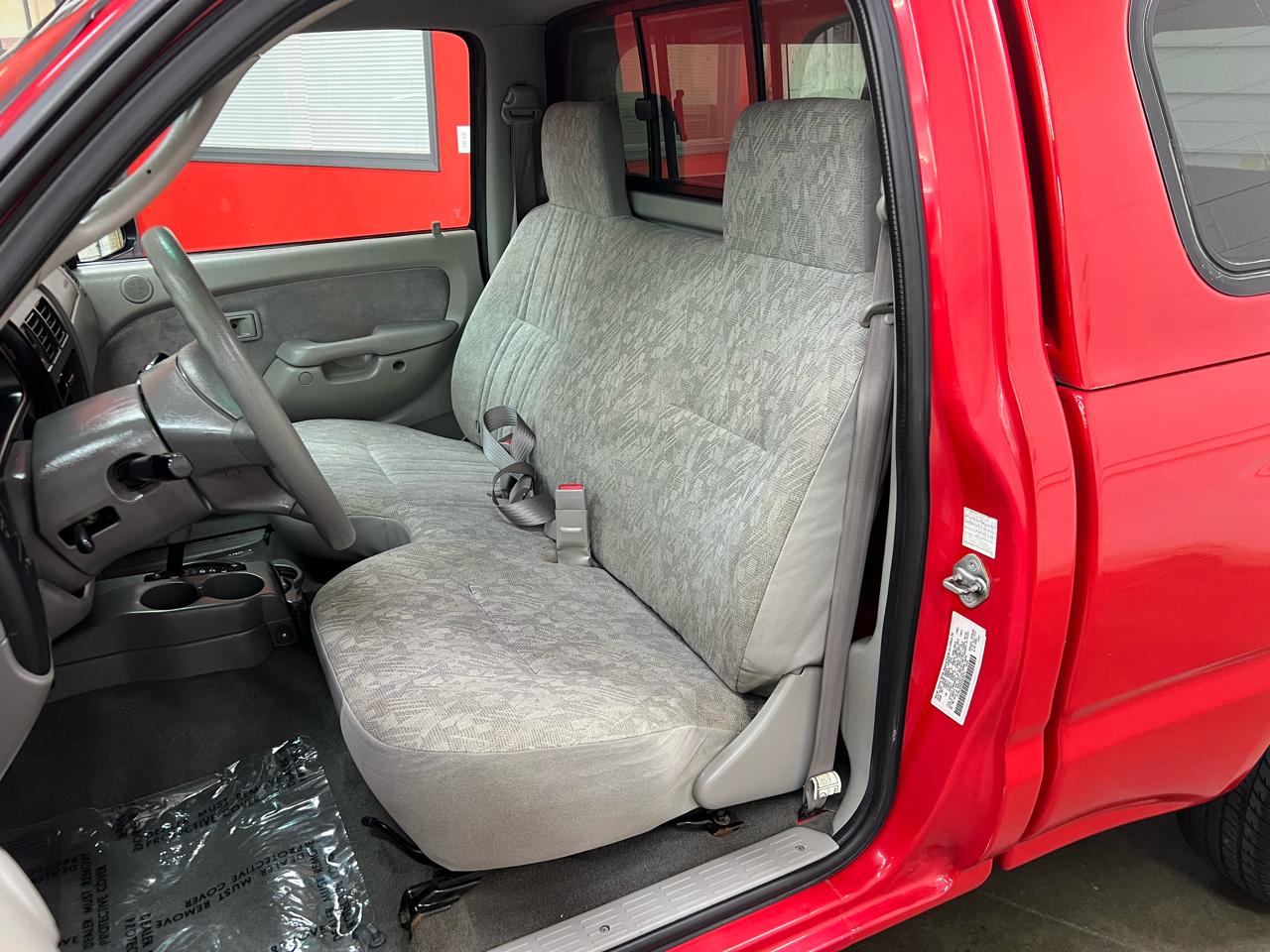 Toyota Tacoma 2WD Reg Cab I4 AT (Natl) 2003