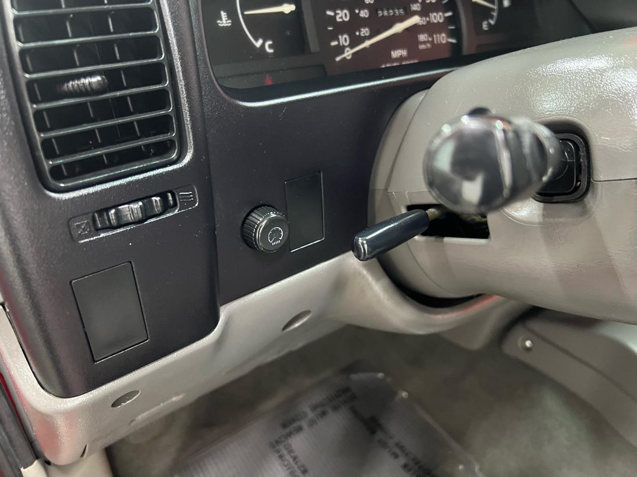 Toyota Tacoma 2WD Reg Cab I4 AT (Natl) 2003