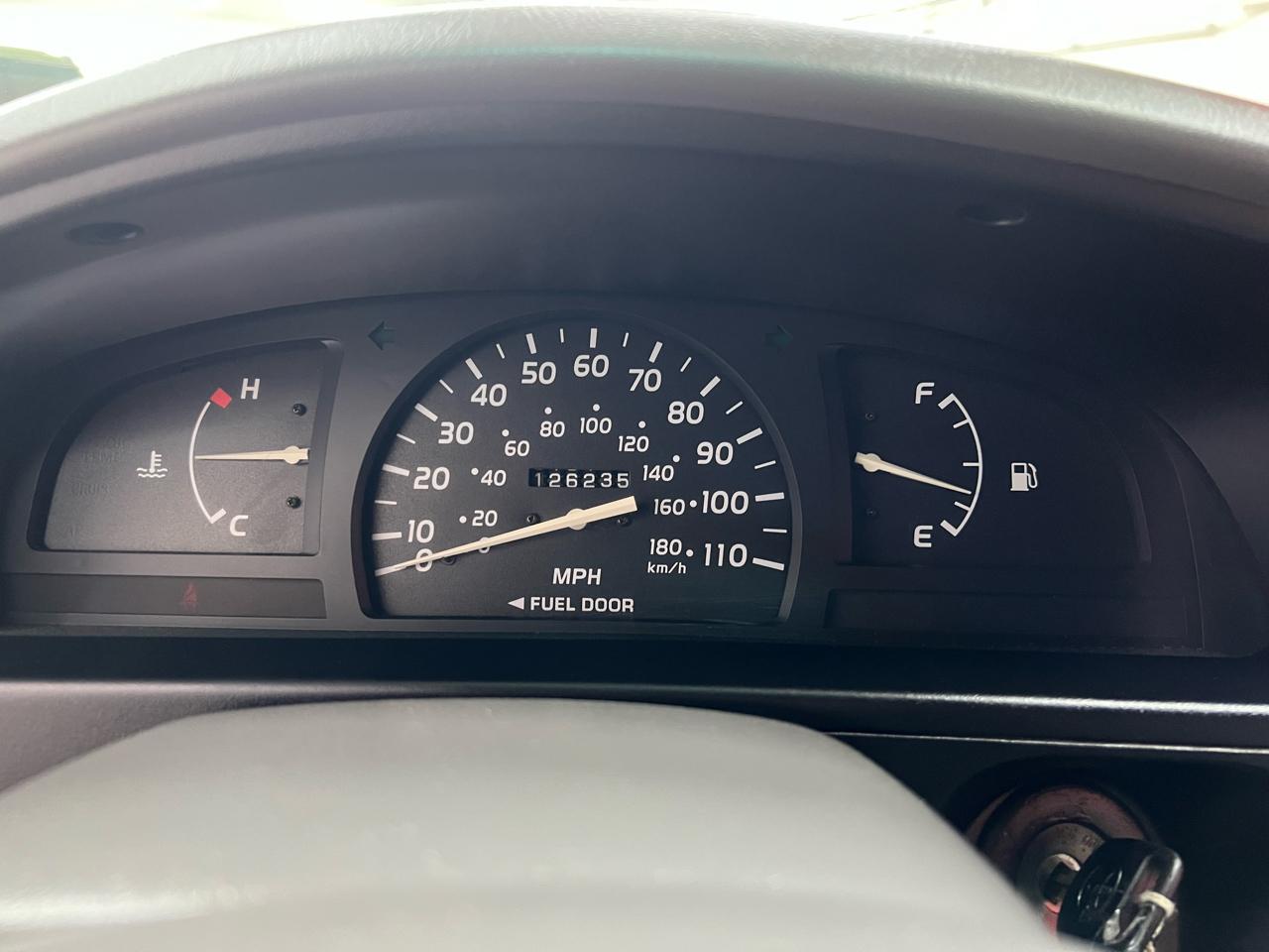 Toyota Tacoma 2WD Reg Cab I4 AT (Natl) 2003