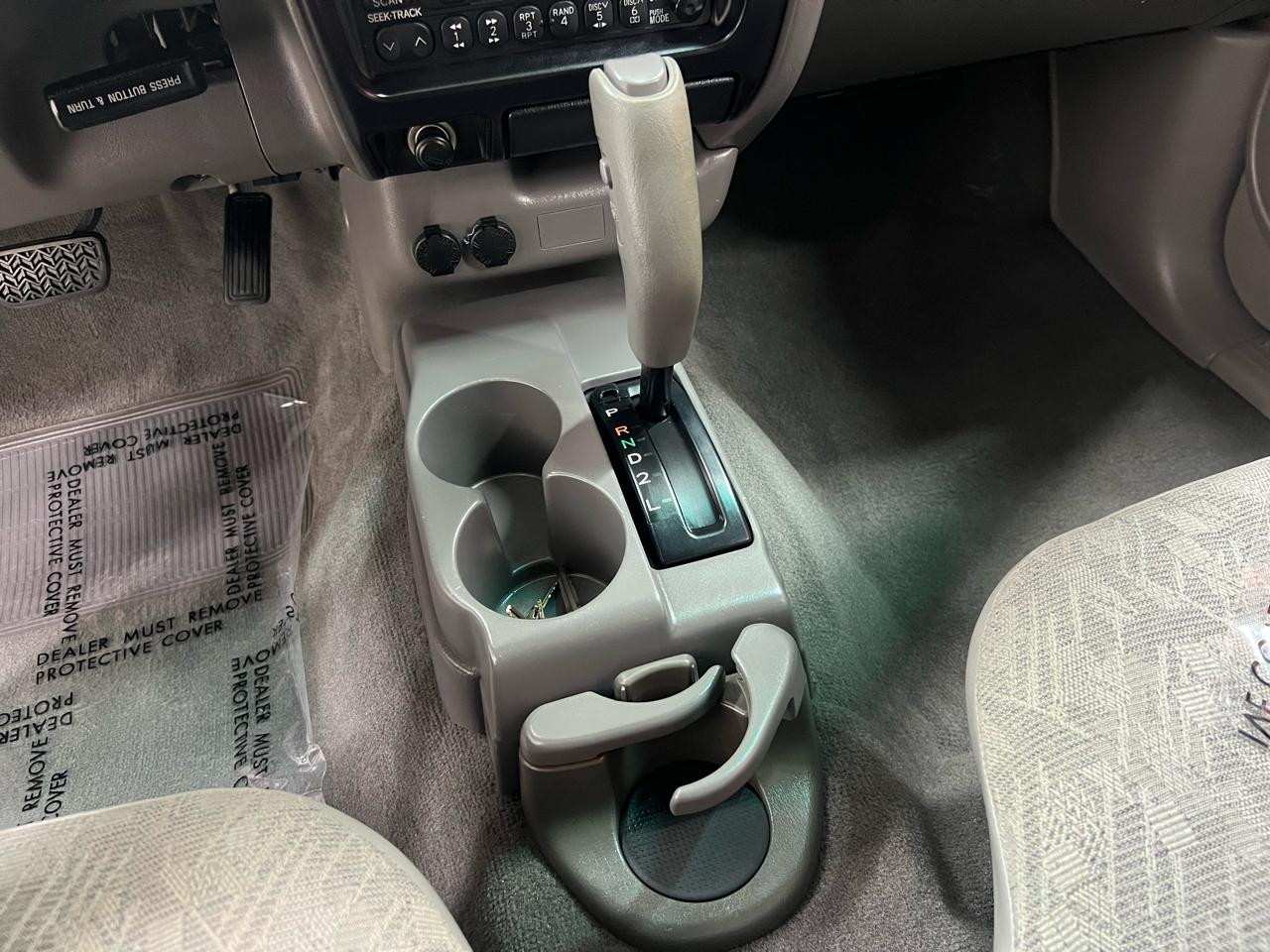 Toyota Tacoma 2WD Reg Cab I4 AT (Natl) 2003