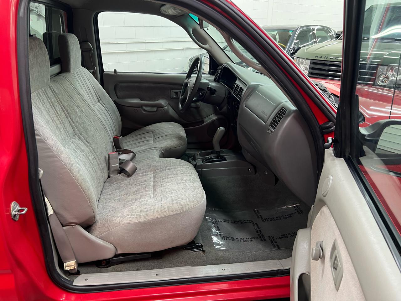 Toyota Tacoma 2WD Reg Cab I4 AT (Natl) 2003