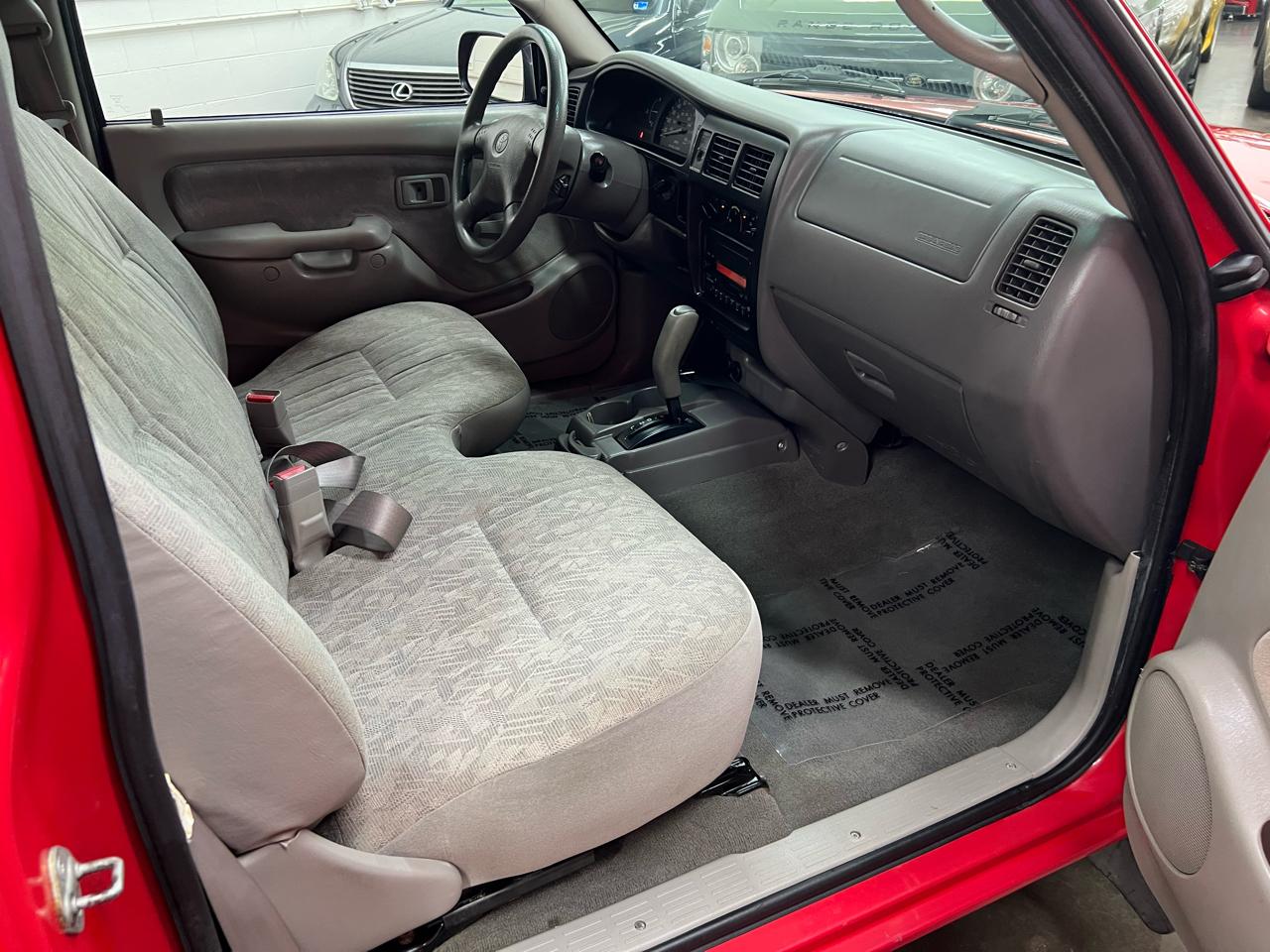 Toyota Tacoma 2WD Reg Cab I4 AT (Natl) 2003