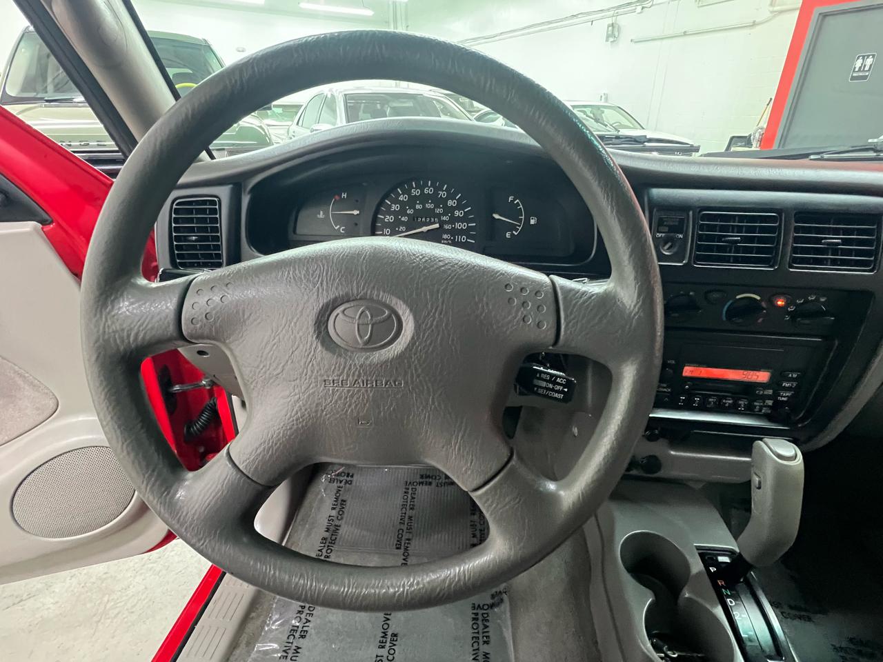 Toyota Tacoma 2WD Reg Cab I4 AT (Natl) 2003