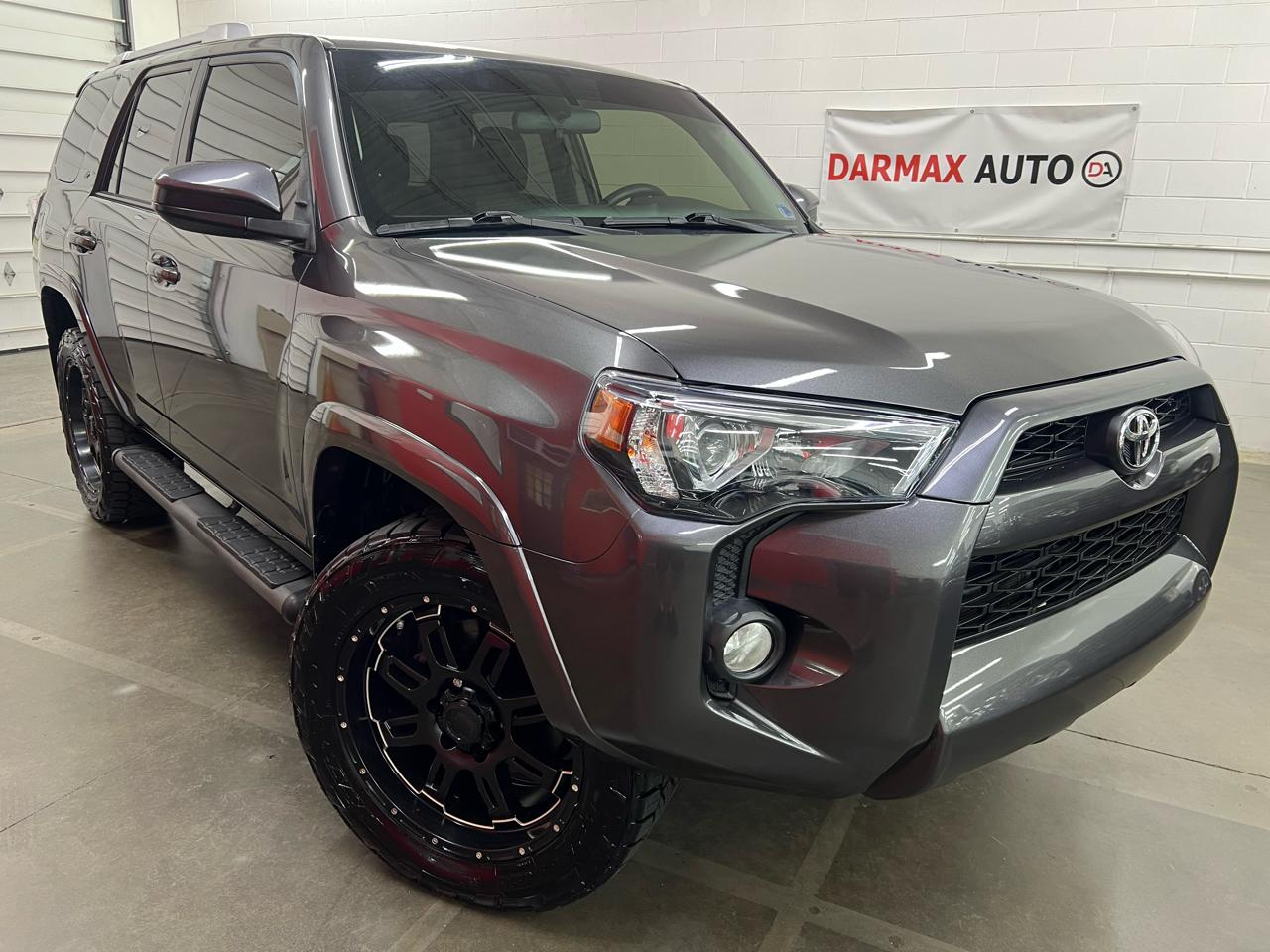 Toyota 4Runner SR5 4WD 2017