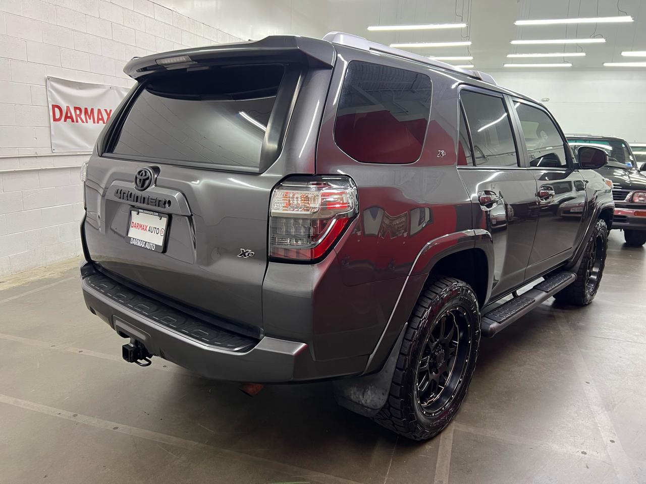 Toyota 4Runner SR5 4WD 2017