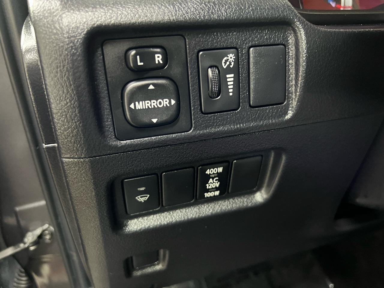 Toyota 4Runner SR5 4WD 2017