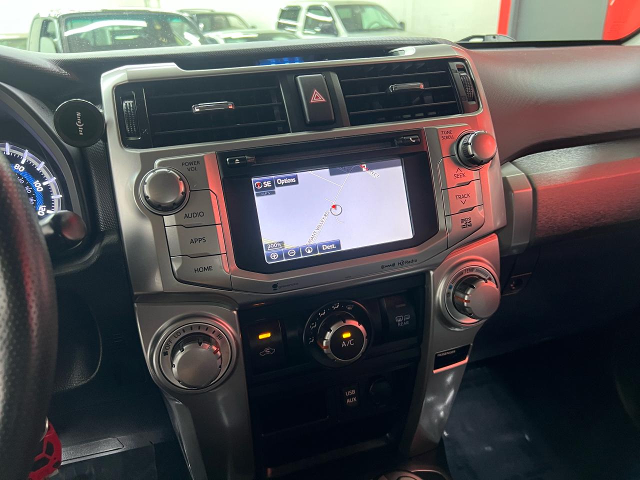 Toyota 4Runner SR5 4WD 2017