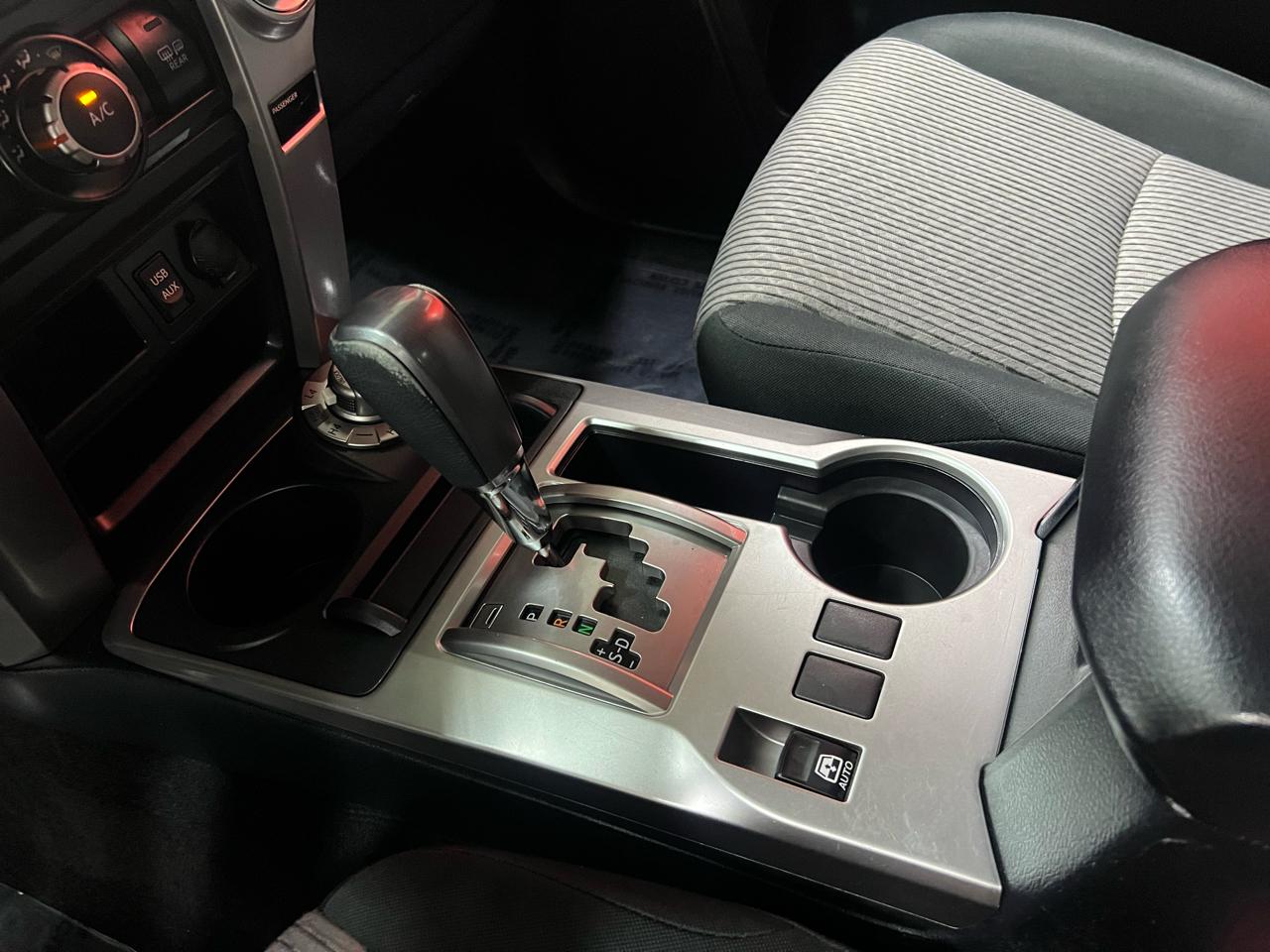Toyota 4Runner SR5 4WD 2017
