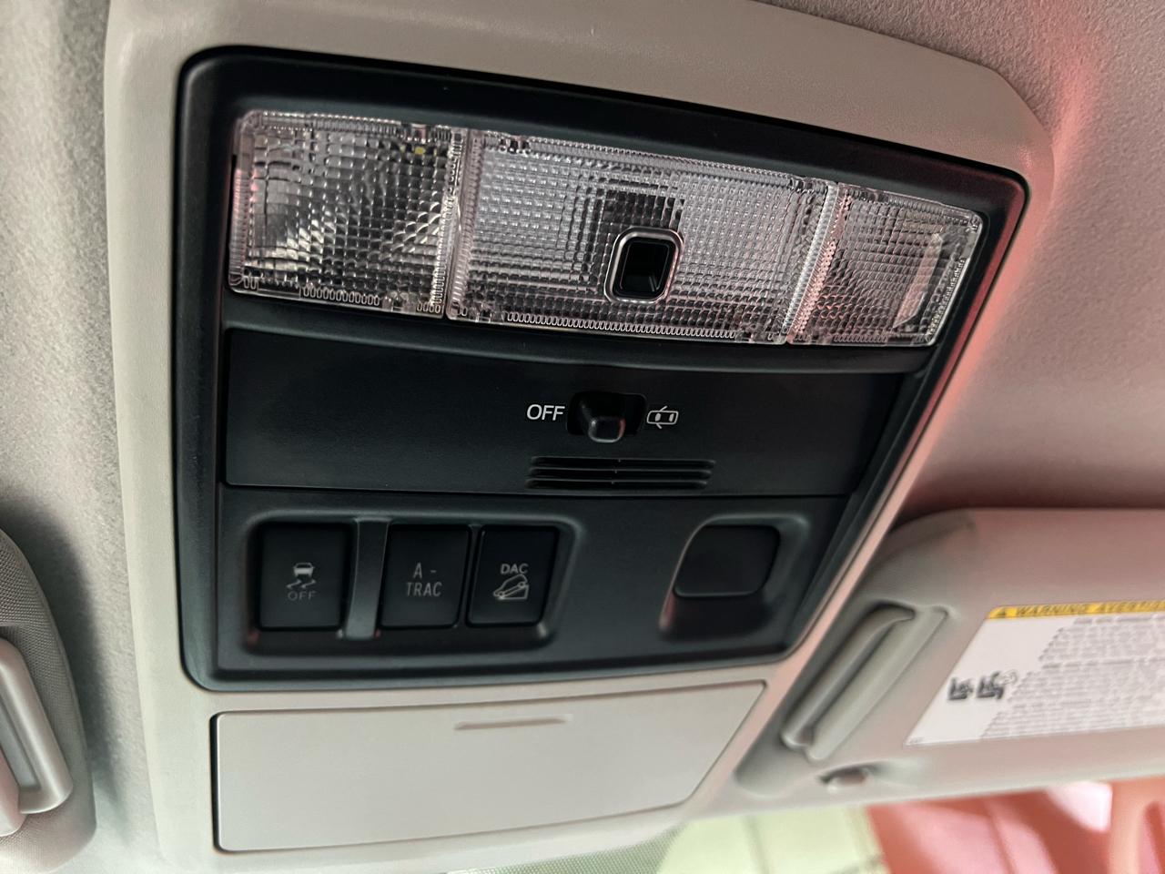Toyota 4Runner SR5 4WD 2017