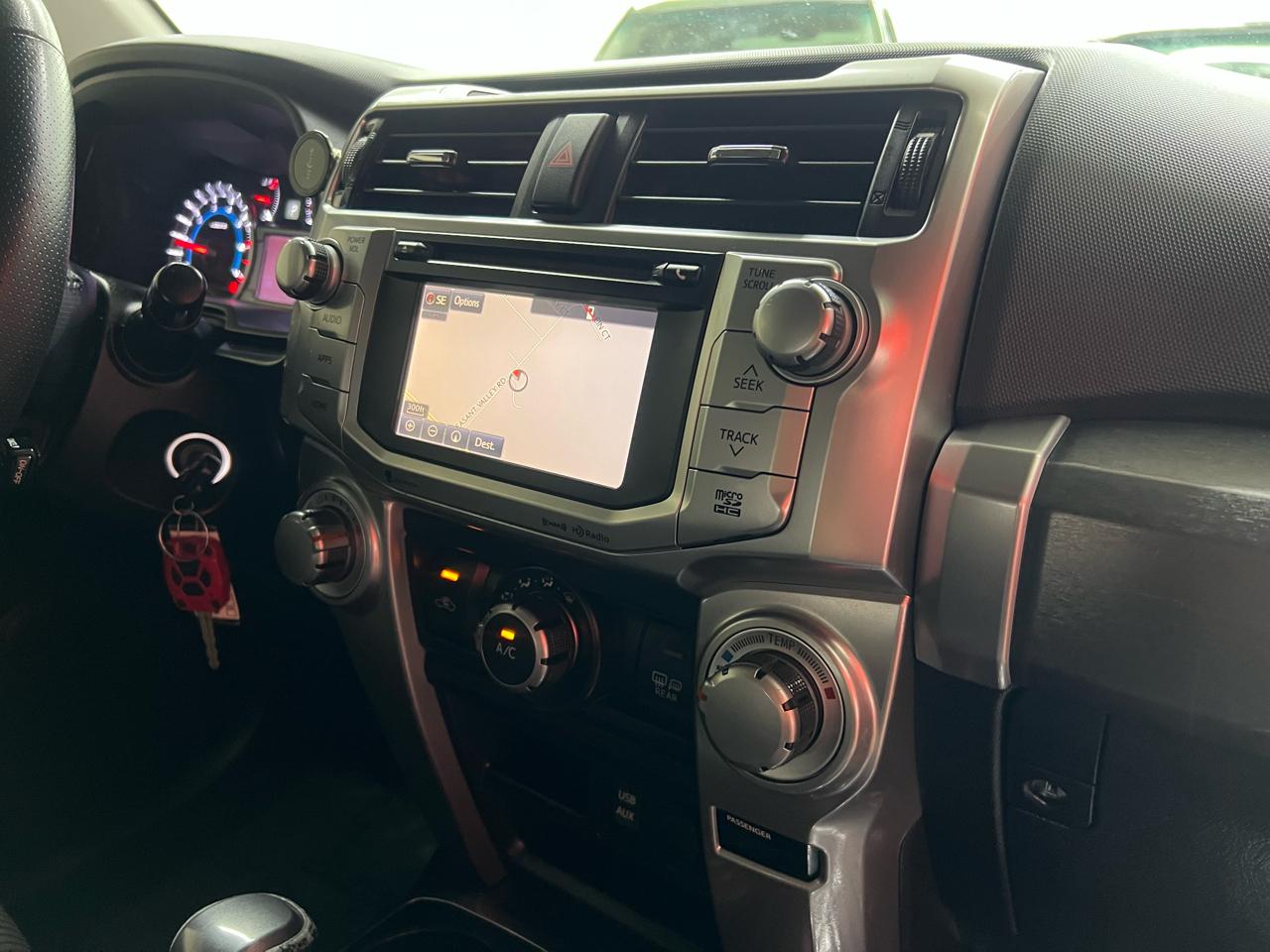 Toyota 4Runner SR5 4WD 2017