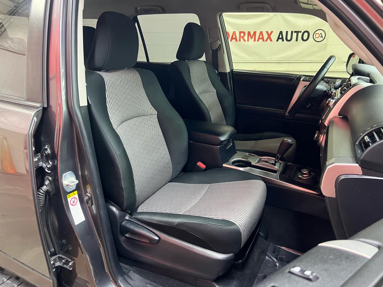 Toyota 4Runner SR5 4WD 2017