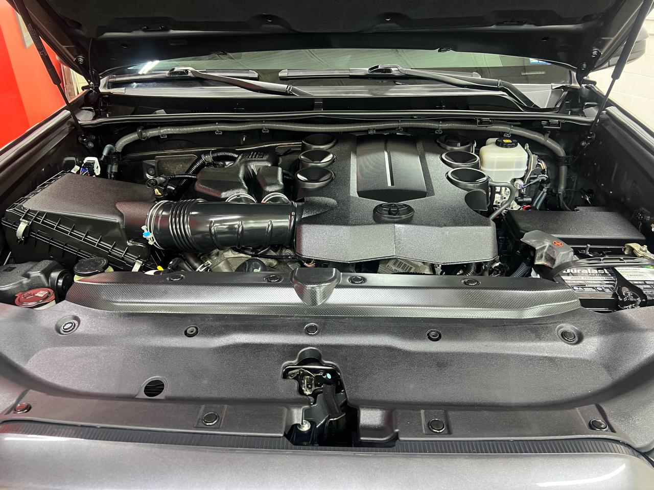 Toyota 4Runner SR5 4WD 2017