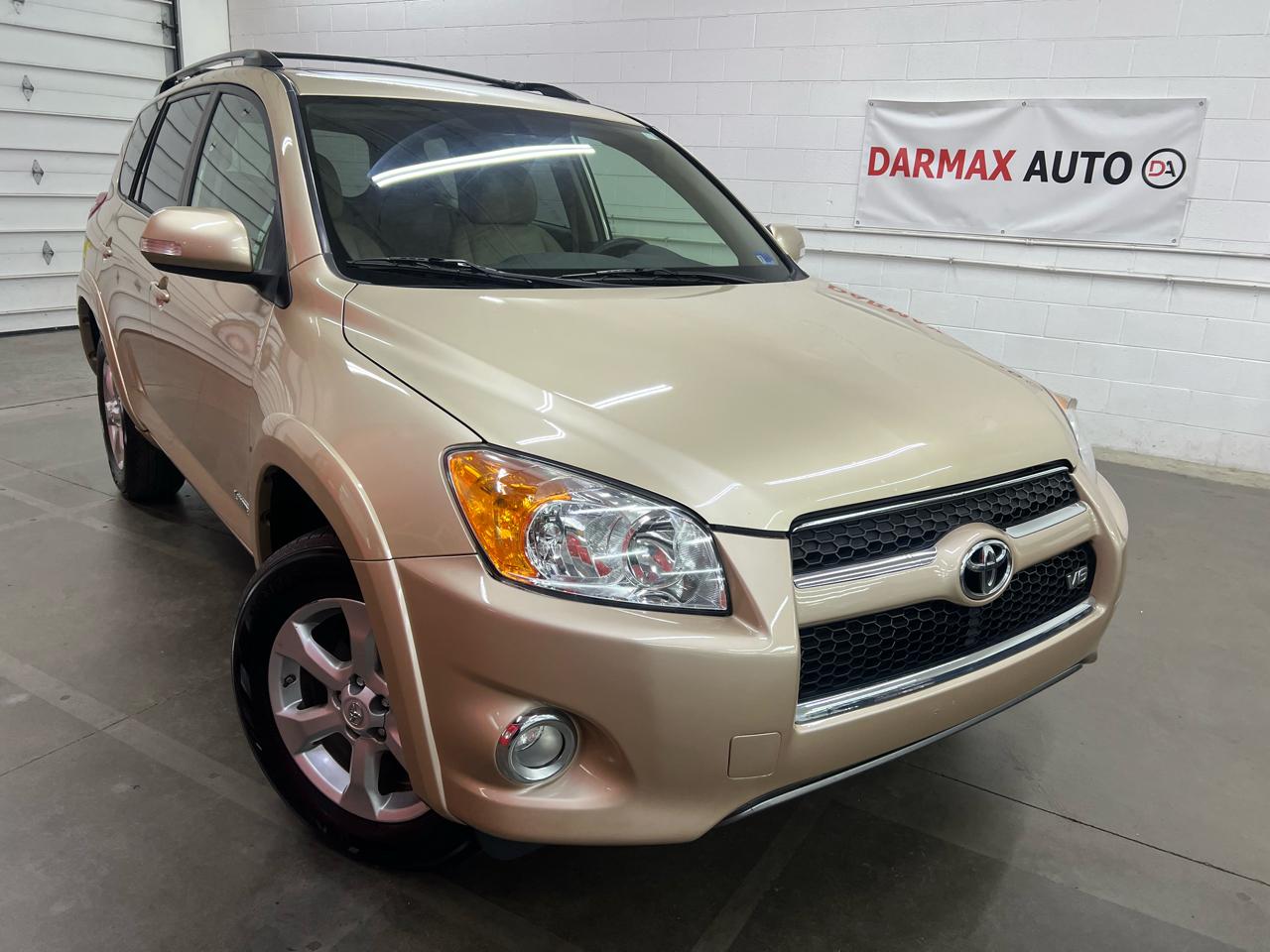 Toyota RAV4 Limited V6 4WD 2010