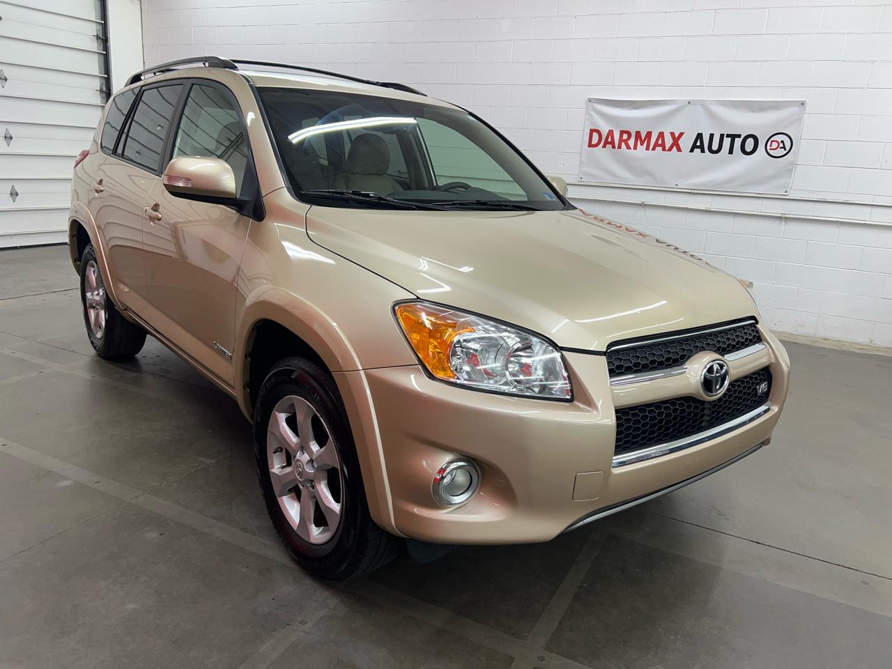 Toyota RAV4 Limited V6 4WD 2010