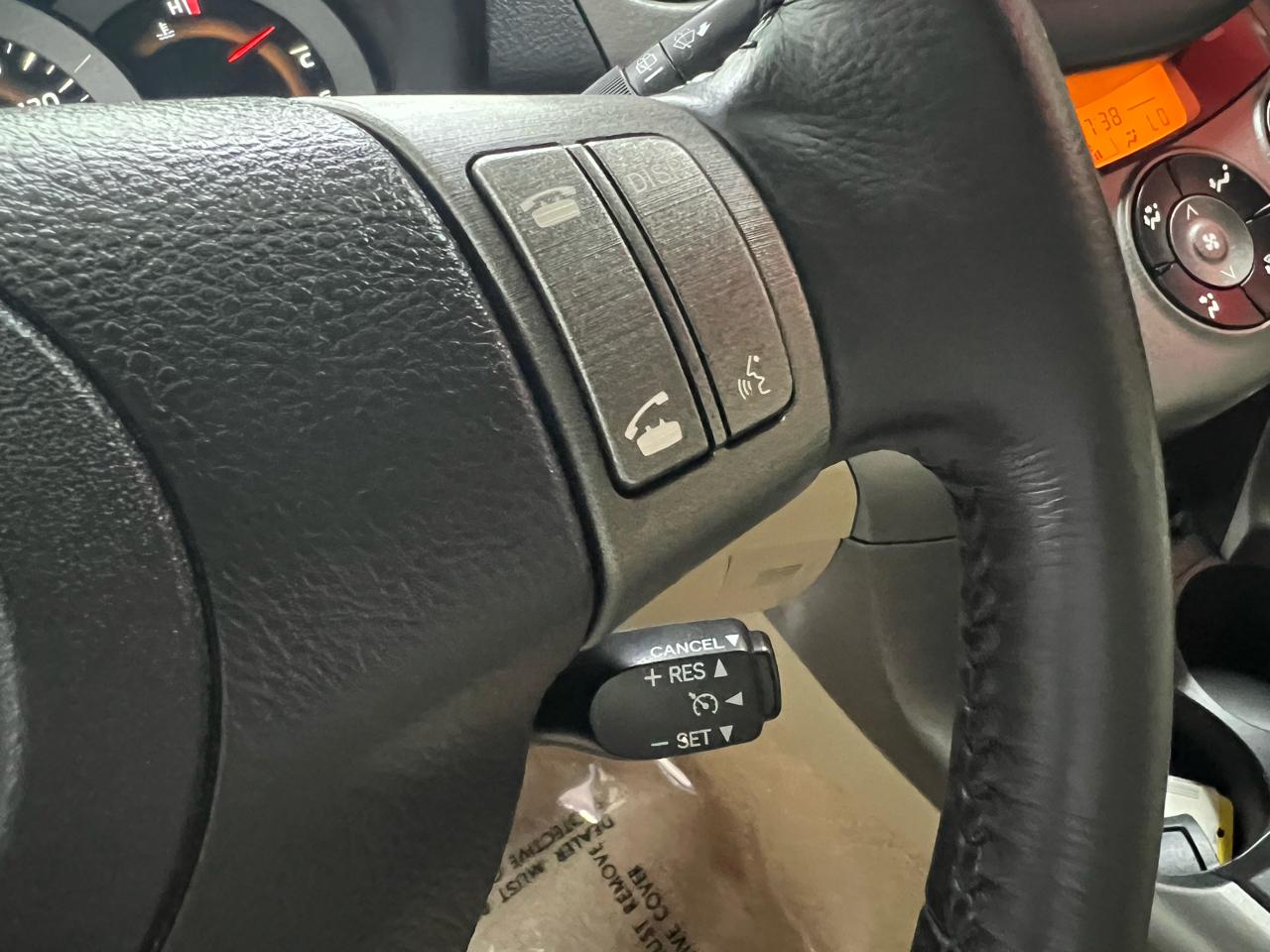 Toyota RAV4 Limited V6 4WD 2010