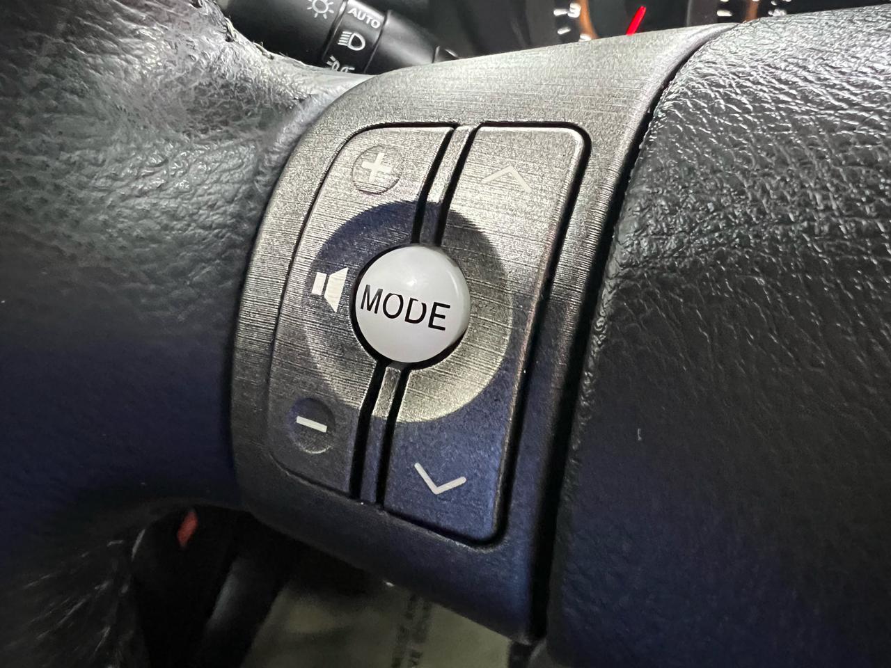 Toyota RAV4 Limited V6 4WD 2010