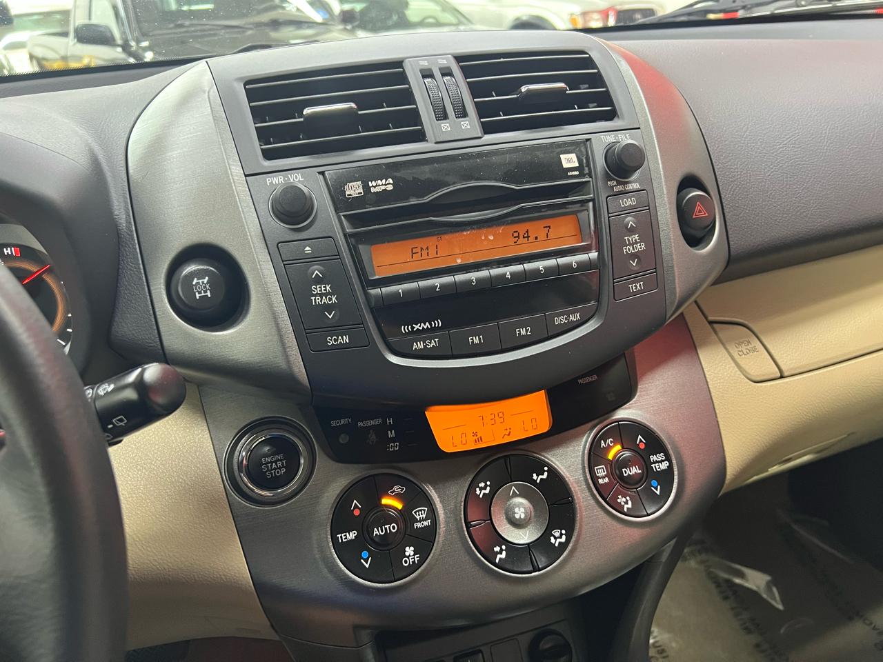 Toyota RAV4 Limited V6 4WD 2010