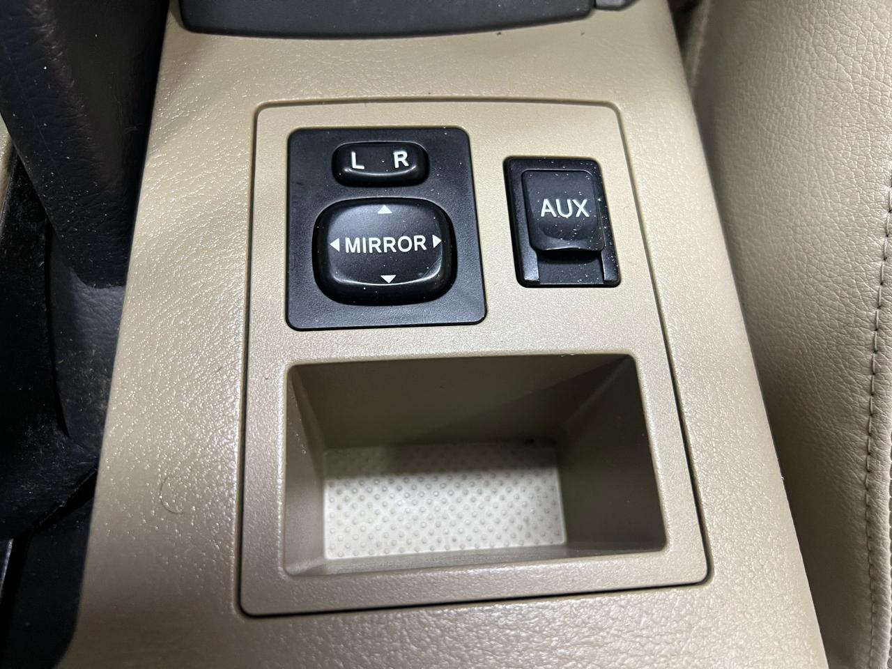 Toyota RAV4 Limited V6 4WD 2010