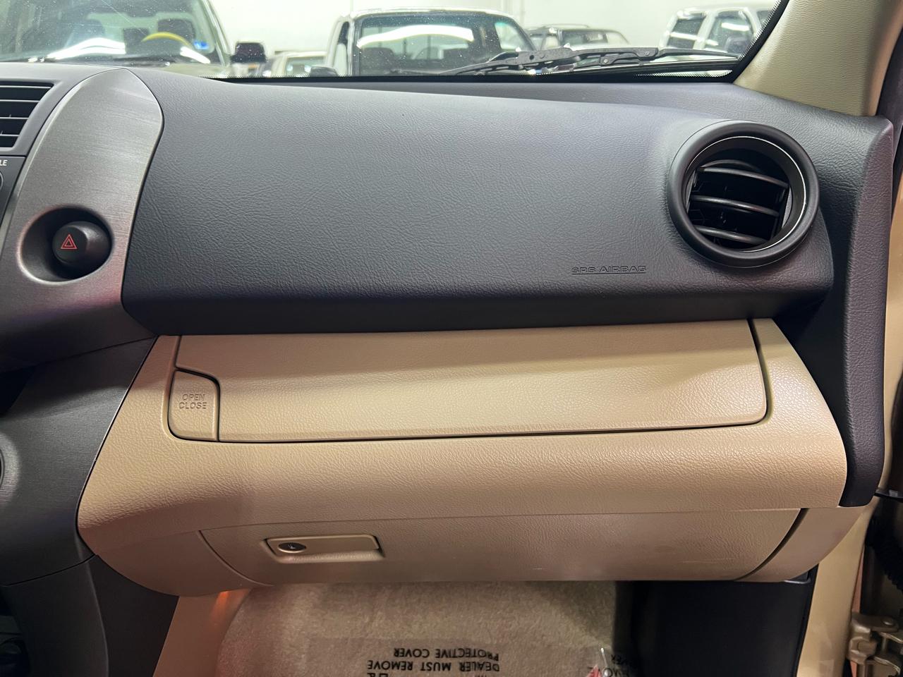 Toyota RAV4 Limited V6 4WD 2010