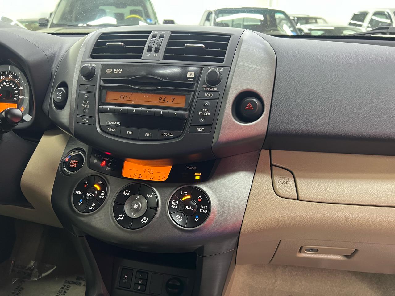 Toyota RAV4 Limited V6 4WD 2010