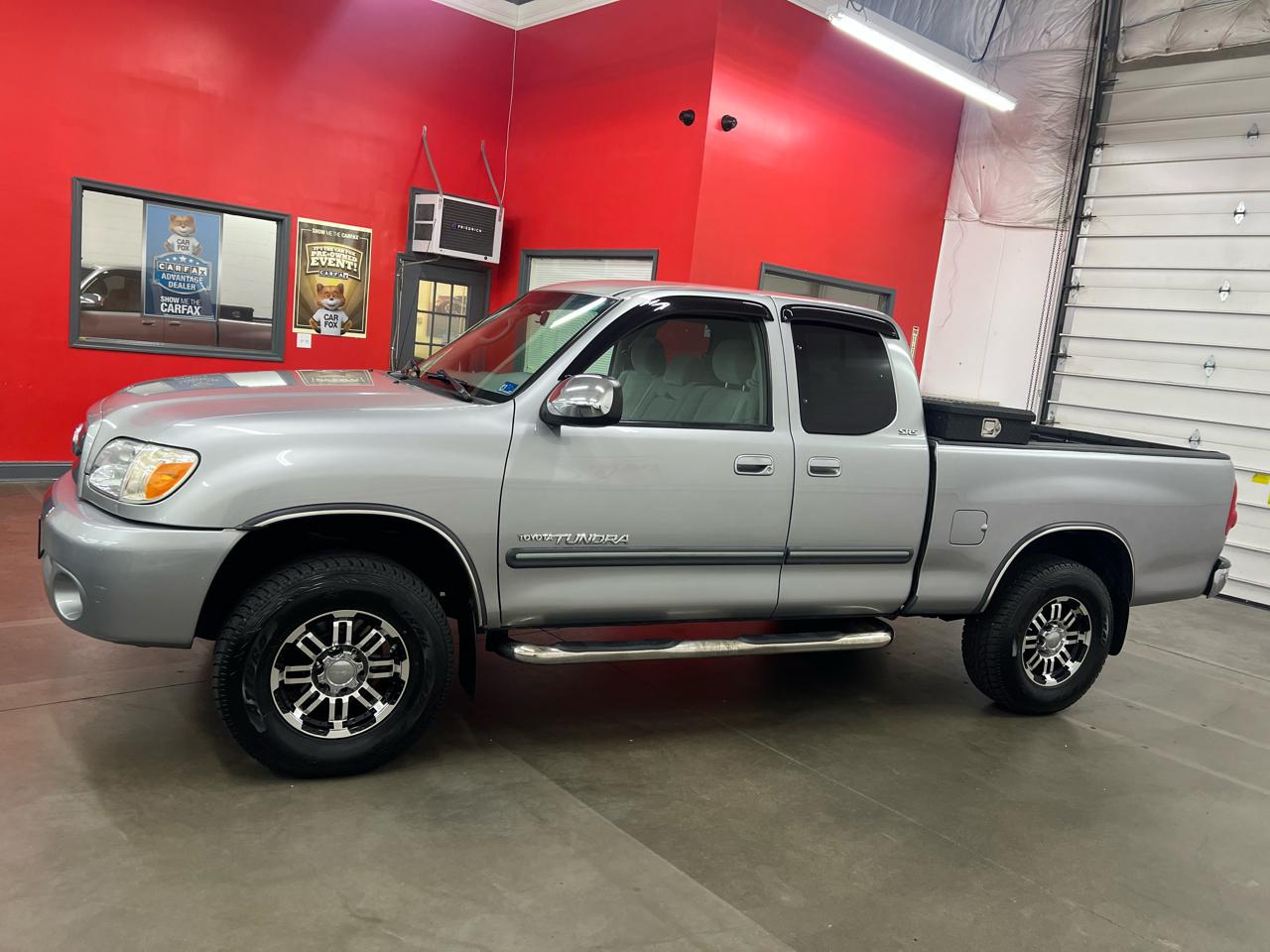 Toyota Tundra SR5 Access Cab 2WD 2005