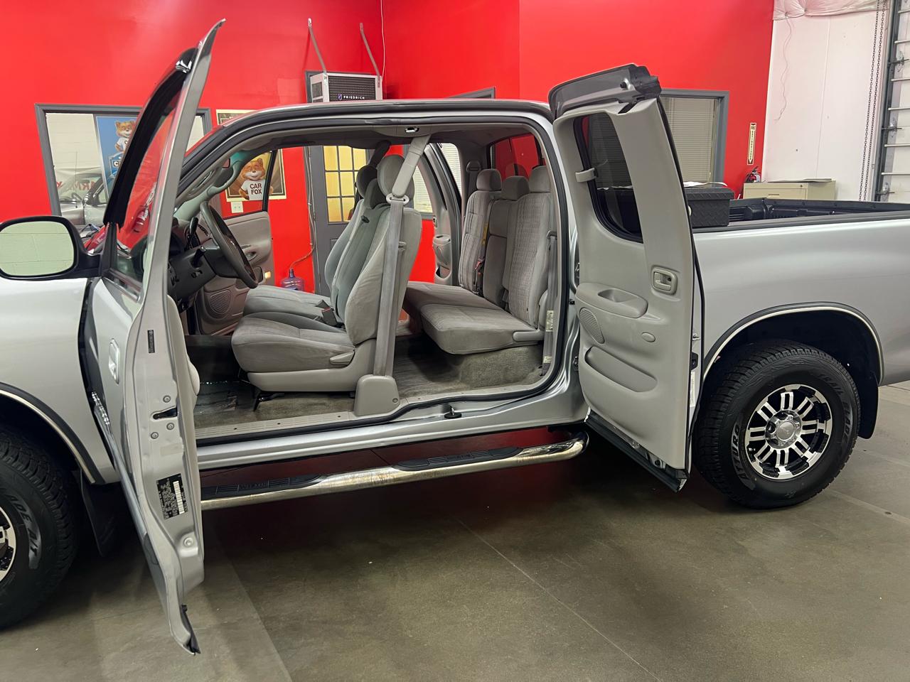 Toyota Tundra SR5 Access Cab 2WD 2005