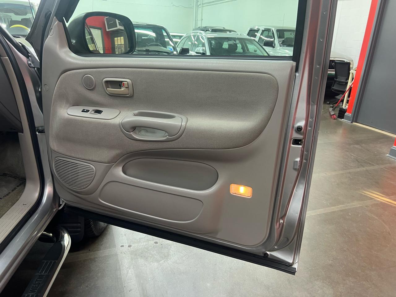 Toyota Tundra SR5 Access Cab 2WD 2005