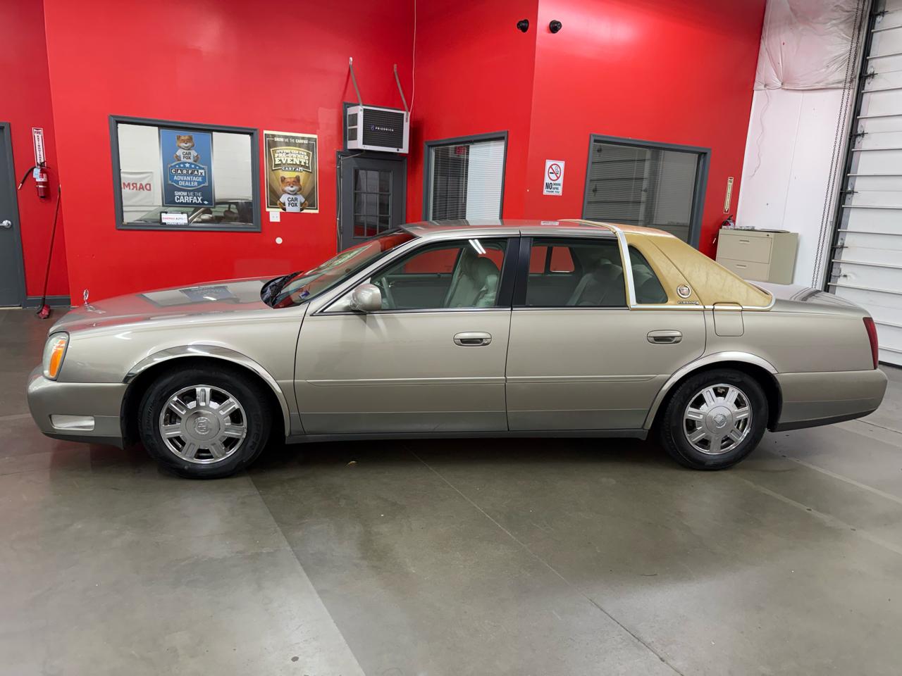 Cadillac DeVille Sedan 2004