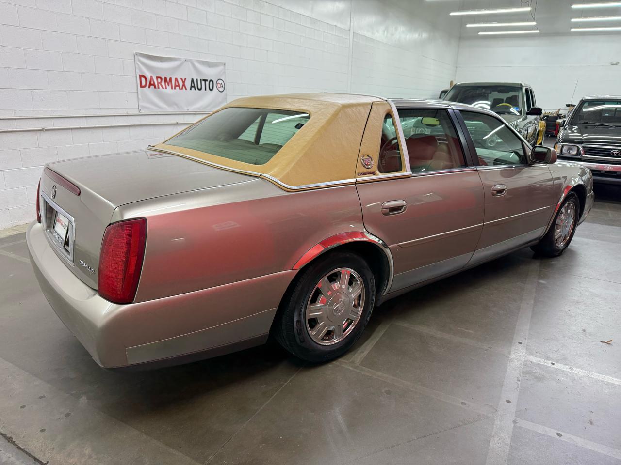 Cadillac DeVille Sedan 2004