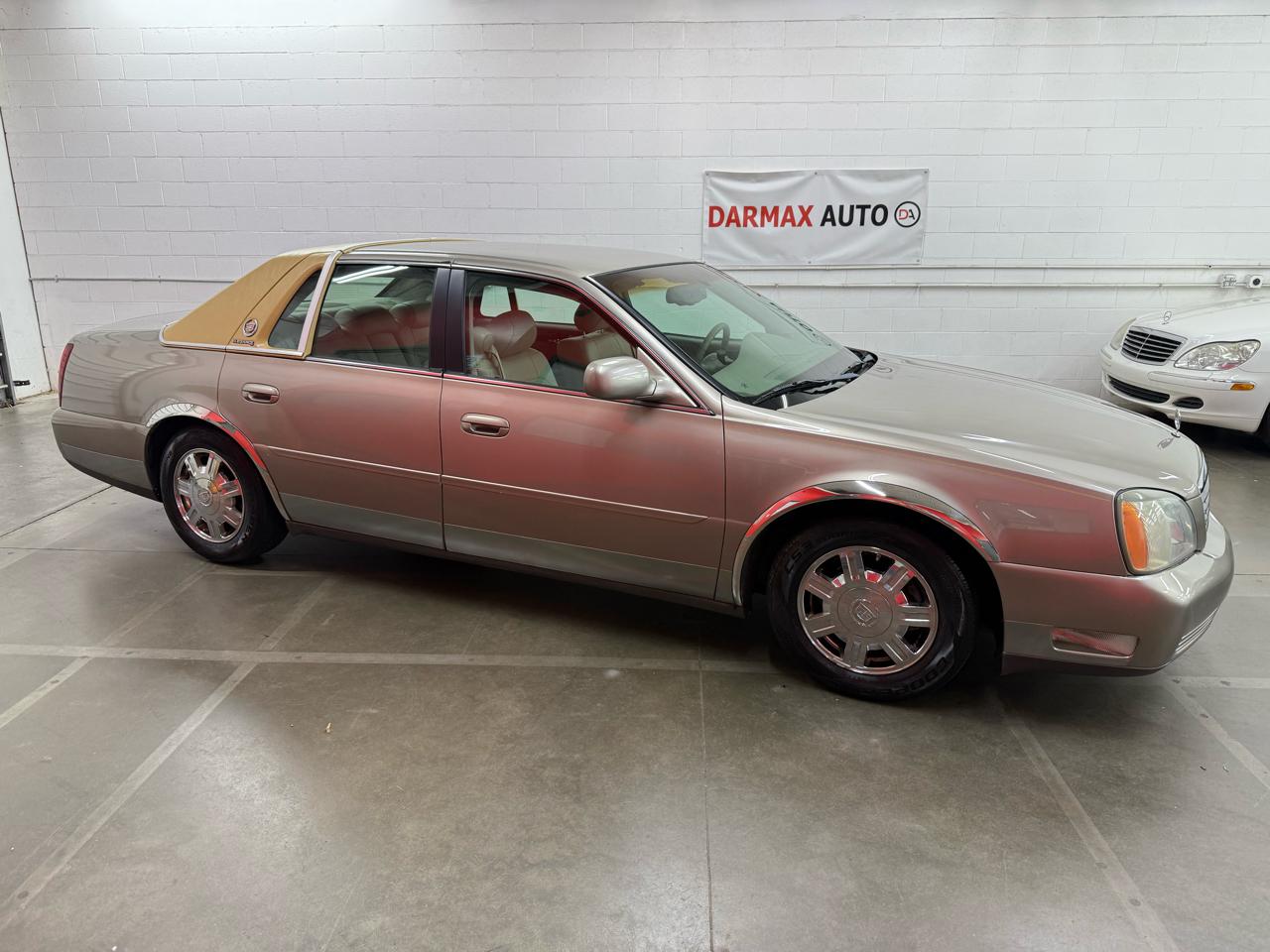 Cadillac DeVille Sedan 2004