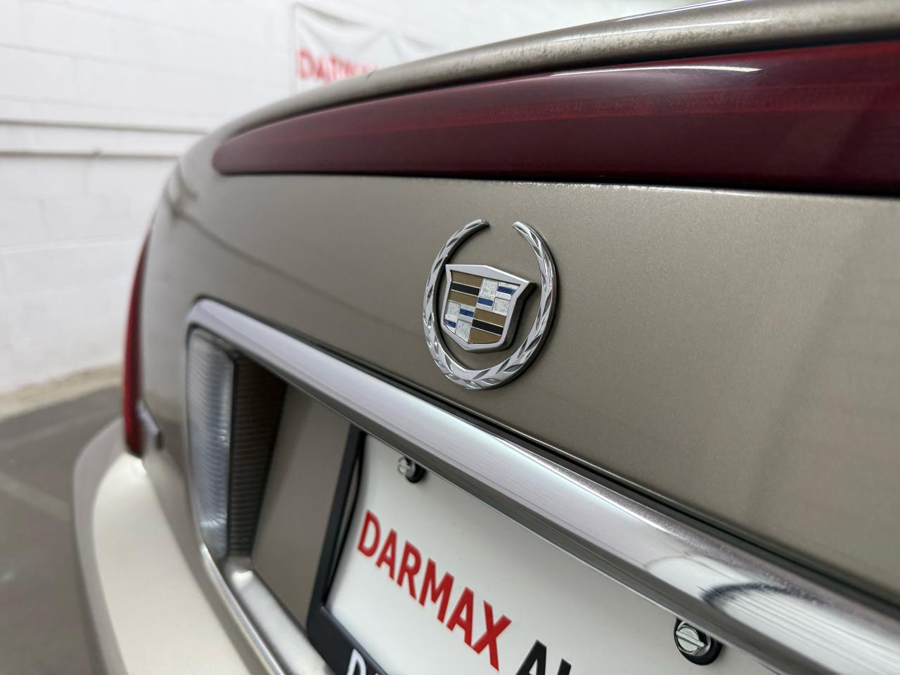 Cadillac DeVille Sedan 2004