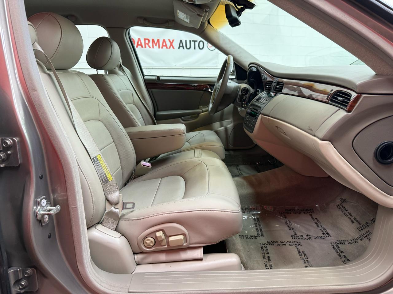 Cadillac DeVille Sedan 2004