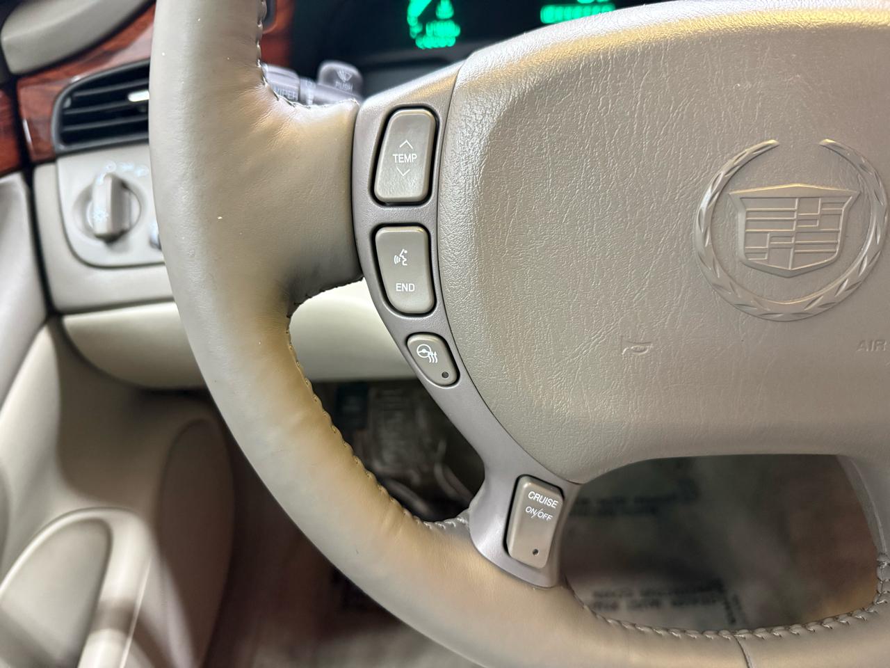 Cadillac DeVille Sedan 2004