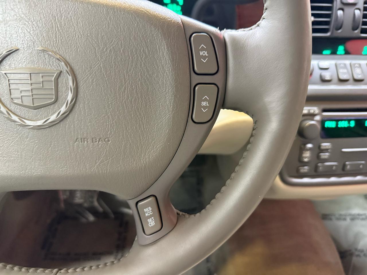 Cadillac DeVille Sedan 2004