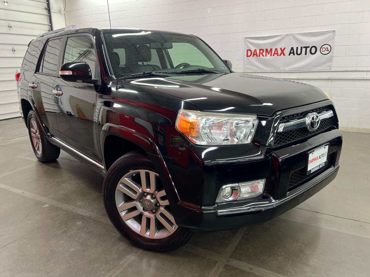 Toyota 4Runner Limited 4WD V6 2011