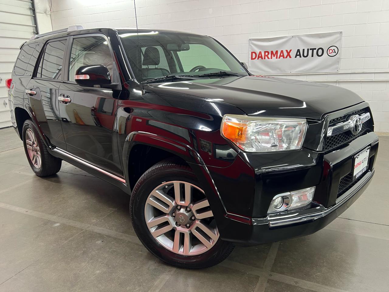 Toyota 4Runner Limited 4WD V6 2011