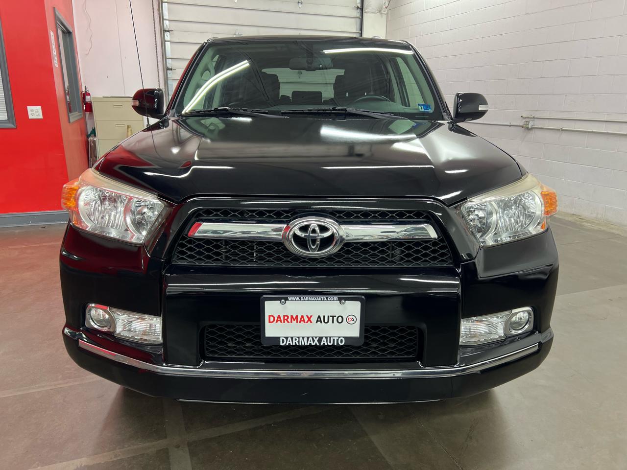 Toyota 4Runner Limited 4WD V6 2011