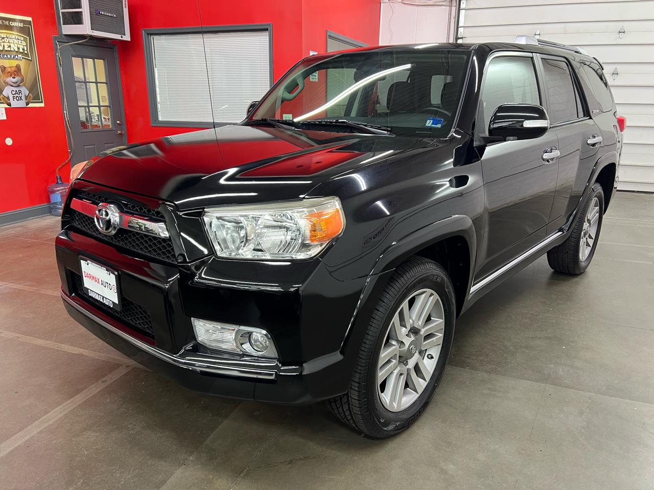 Toyota 4Runner Limited 4WD V6 2011
