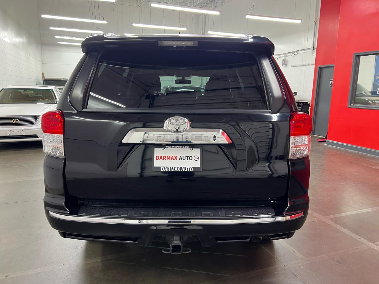 Toyota 4Runner Limited 4WD V6 2011