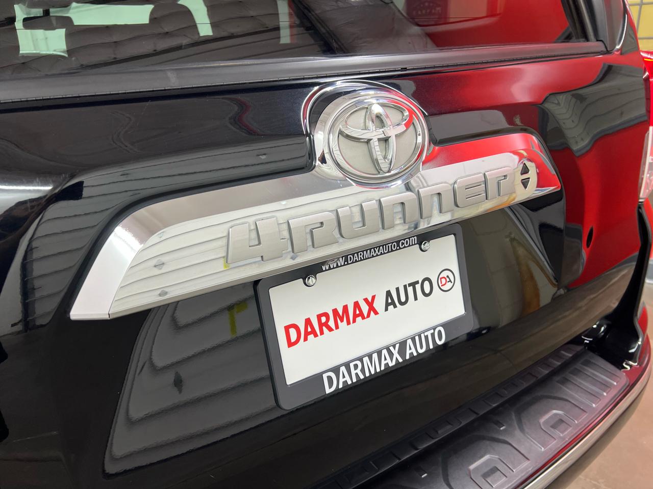 Toyota 4Runner Limited 4WD V6 2011