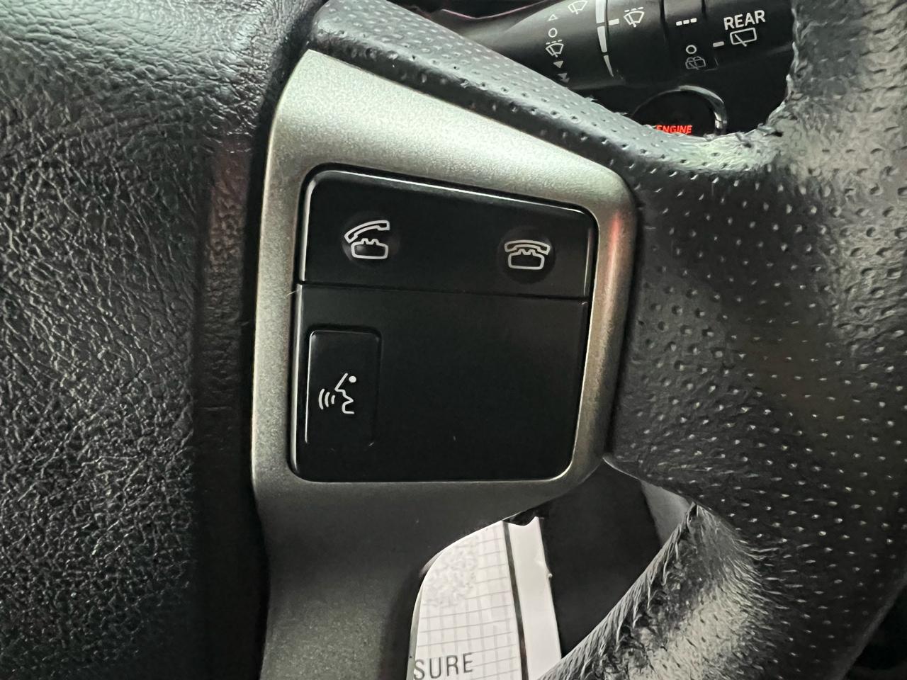 Toyota 4Runner Limited 4WD V6 2011