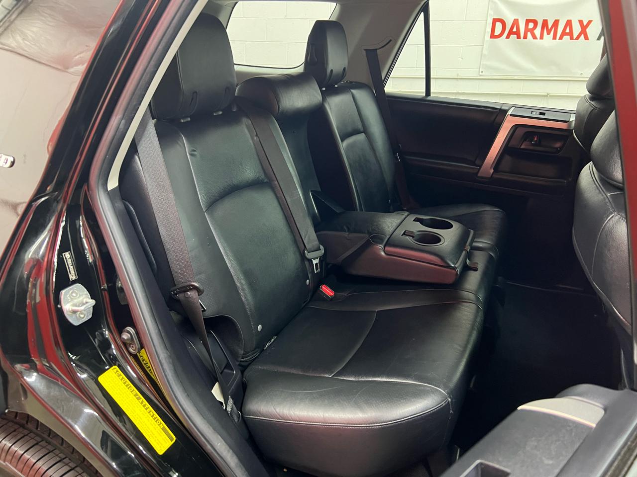 Toyota 4Runner Limited 4WD V6 2011