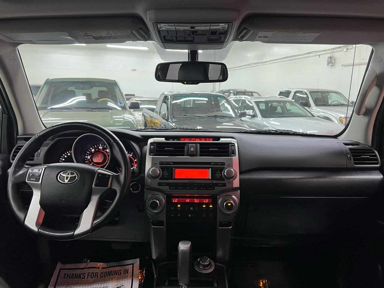 Toyota 4Runner Limited 4WD V6 2011