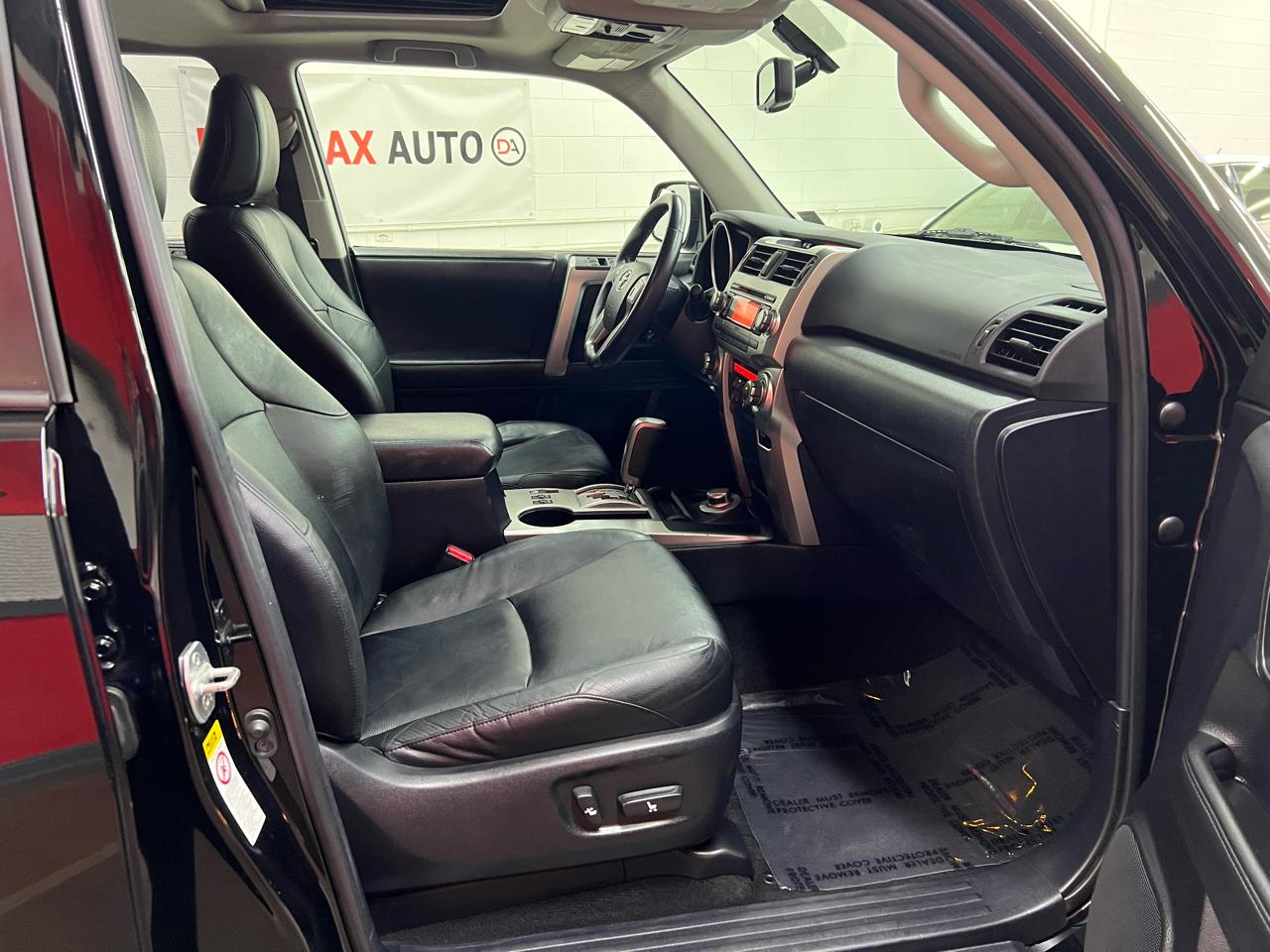 Toyota 4Runner Limited 4WD V6 2011