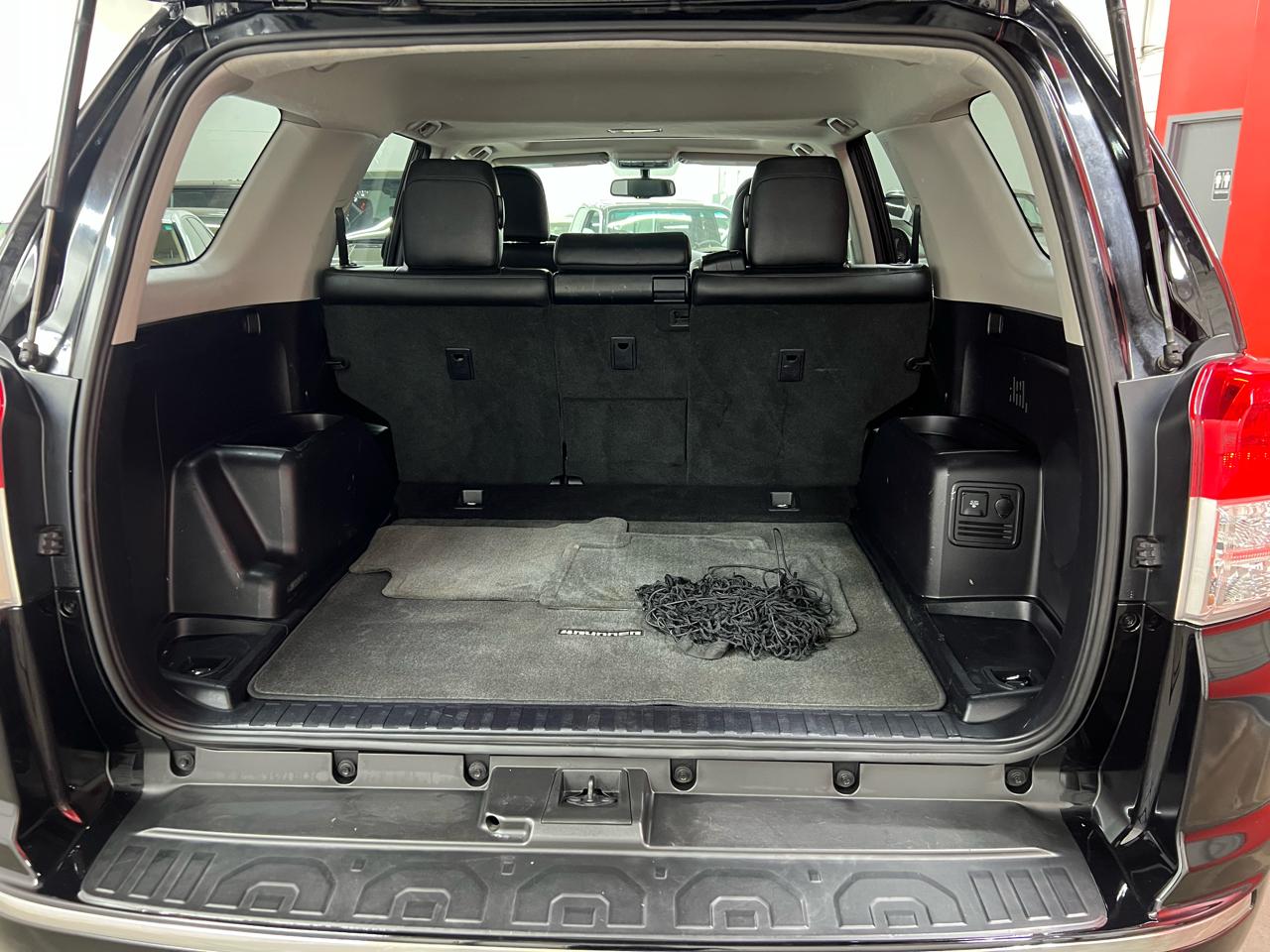 Toyota 4Runner Limited 4WD V6 2011