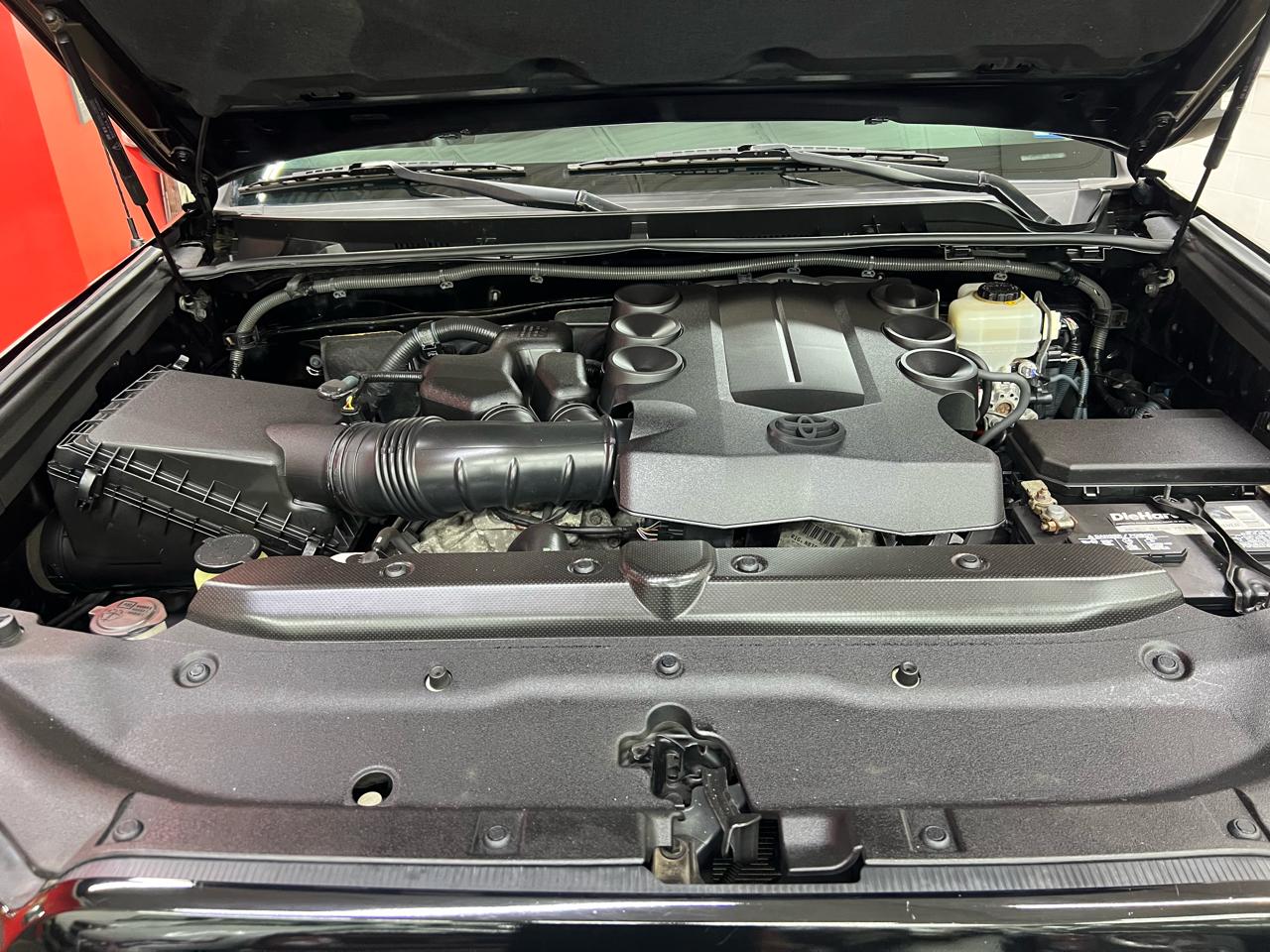 Toyota 4Runner Limited 4WD V6 2011