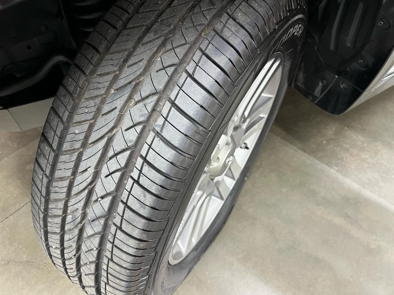 Toyota 4Runner Limited 4WD V6 2011