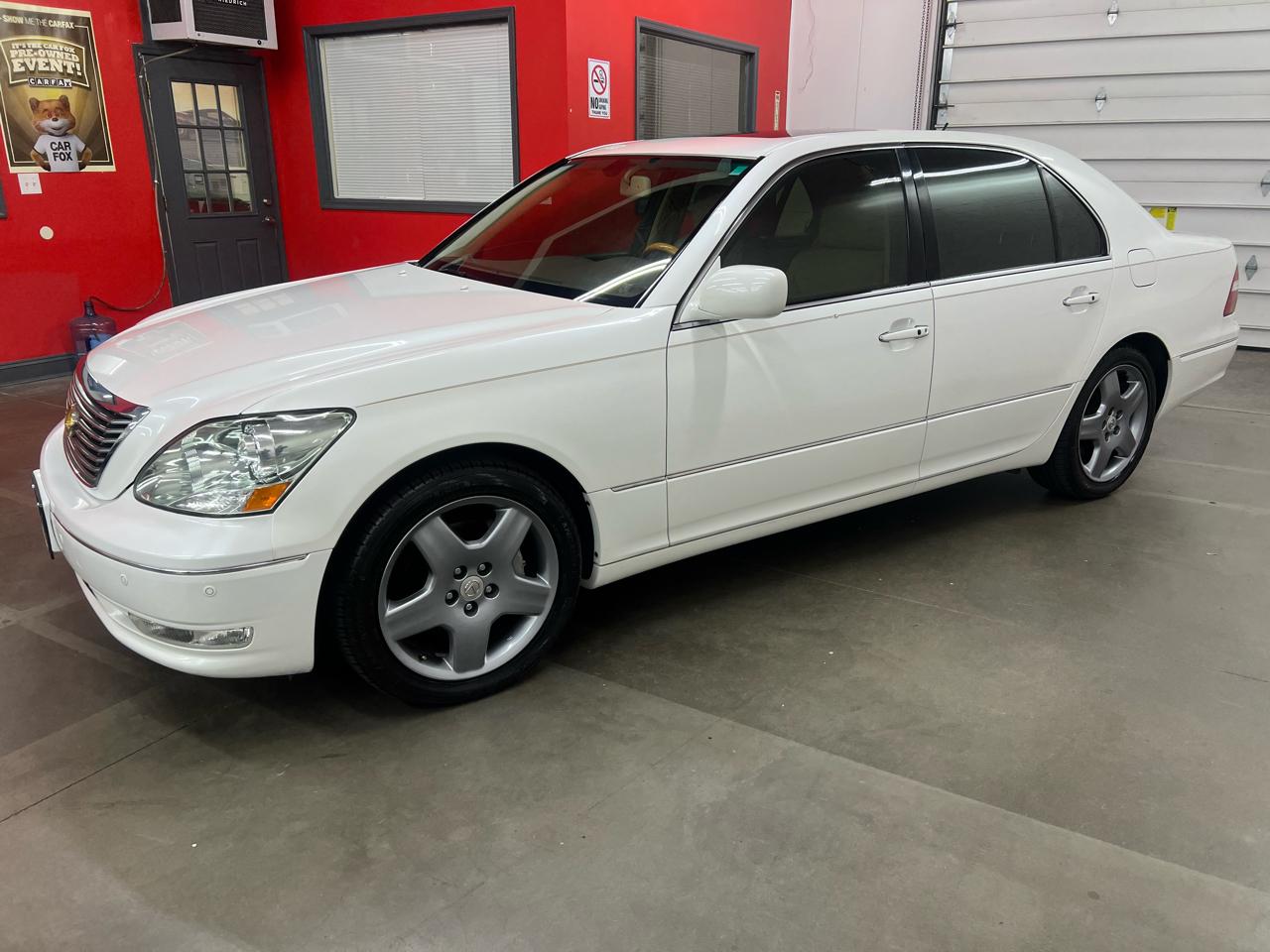 Lexus LS 430 Sedan 2004