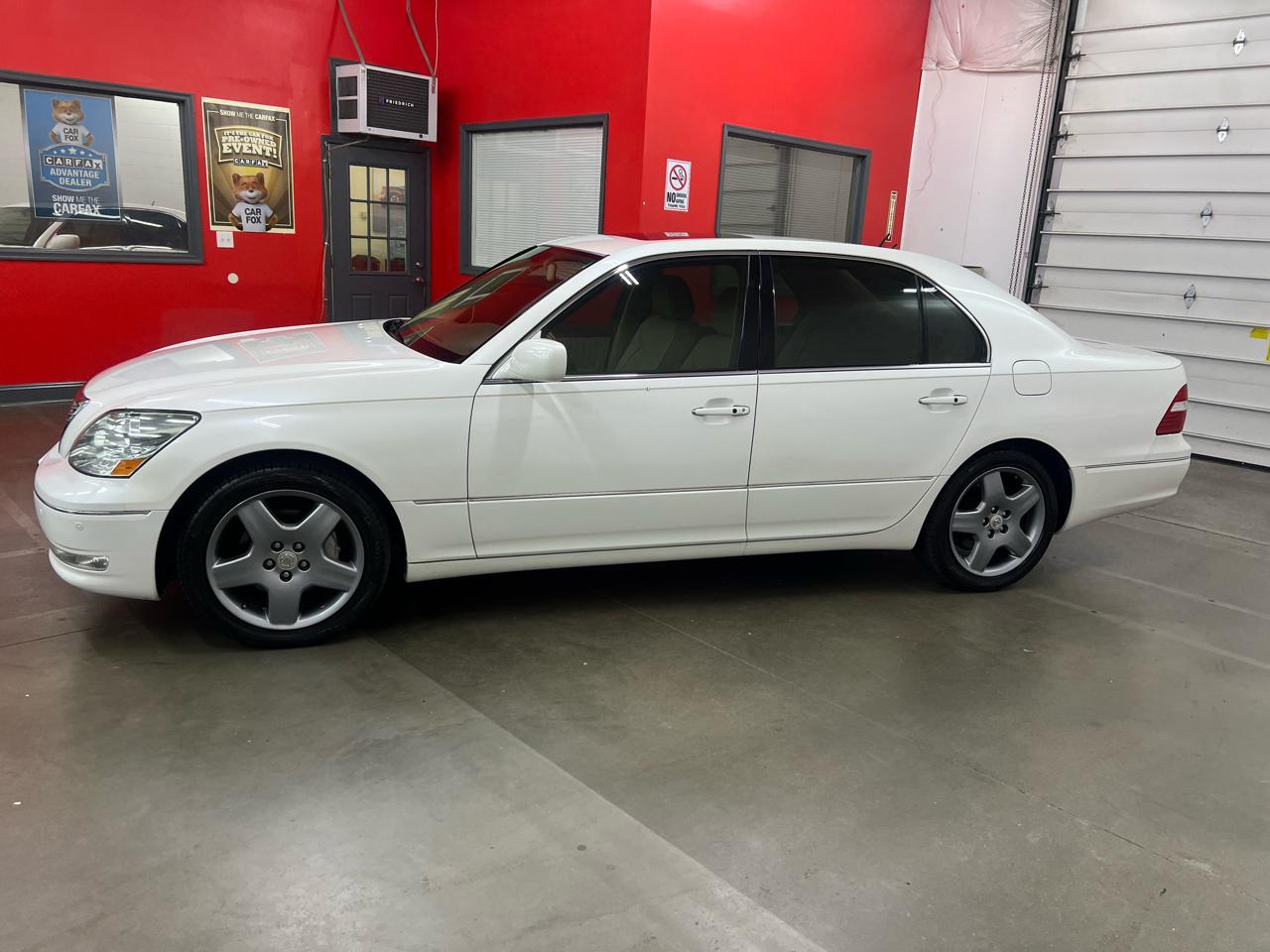 Lexus LS 430 Sedan 2004