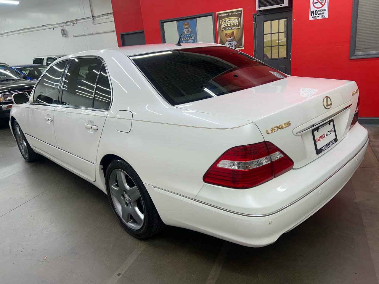 Lexus LS 430 Sedan 2004